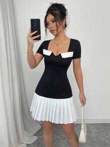 Chiquease 优雅性感拼布方领百褶短袖修身连衣裙 - 黑色 - 查看 1