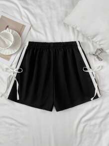 SHEIN Quần short dáng rộng phối đen trắng tương phản dành cho nữ tuổi teen, kiểu dáng đường phố đa năng, thích hợp mặc hàng ngày, mùa xuân/hè, mùa tựu trường, mùa hè. - Đen và trắng - Xem 2