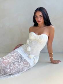 Aloruh Women's Sexy And Elegant Strapless 3D Flowers Lace Mermaid Maxi White Dress Dress Summer Outfits For Women Vacation Outfits Woman Romantic Dresses Summer Dresses For Women White Dresses For Women Prom Dress Beach Outfits For Woman Birthday Dresses For Women Wedding Dress Bridal Maxi Dresses For Women - White - View 3