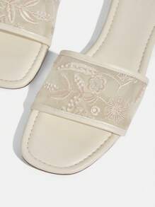 CUCCOO TILAWA Dép lê và sandal đế bằng thêu giả ngọc trai bằng lưới, thoáng khí, thoải mái, thanh lịch, đa năng dành cho nữ, thích hợp cho dịp Giáng sinh. - Màu be - Xem 6