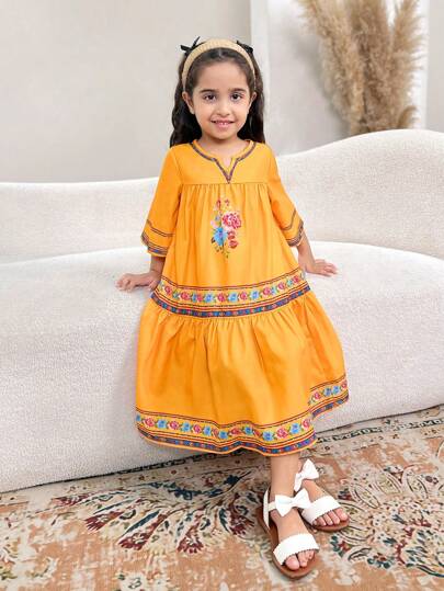 SHEIN Leap Crew 年輕女孩寬鬆休閒梭織花卉印花缺角領口連身裙