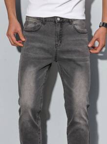 Manfinity Homme Men's Classic Straight Fit Pockets Casual Versatile Jeans - Grey - View 7