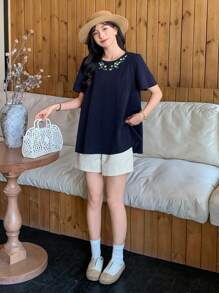 FRIFUL 女士花卉刺绣圆领短袖休闲 T 恤夏季，图案 T 恤 - 藏蓝色 - 查看 2