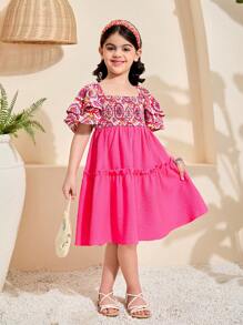 SHEIN Leap Crew Young Girl Pink Ditsy Floral Patchwork Textured Ruffle Trim Square Collar A-Line Dress,Summer Birthday Holiday Ramandan Style Matching Family Vacation - Hot Pink - View 2