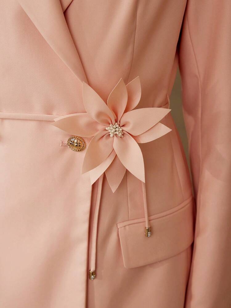 STRUCTURED BELTED BLAZER