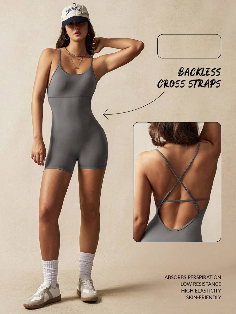VARSITIE 吊带大露背短款修身女士运动连体裤 - 灰色 - 查看 1