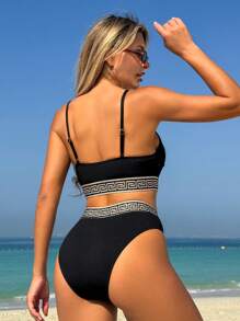 Swim Vcay Summer Beach Spaghetti Strap Swimwear Set With Unique Textured Fabric