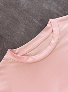 SHEIN 2 pièces/Set T-shirt rose et shorts noirs mode pour garçons adolescents, tenue décontractée