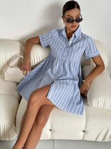 Siren Gaze 女士前扣短袖条纹休闲短裙 - 藍白色 - 查看 1