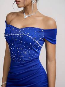 SHEIN Belle Vestido de Festa Formal Elegante de Ombros de Fora Manga Curta Azul Royal com Aplicações de Strass, Fenda Lateral, Vestido de Convidado de Casamento, Vestido de Festival de Música Primavera/Verão, Vestido de Festa - Azul Marinho - Visão 5