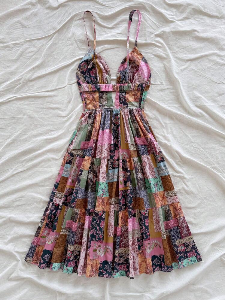 Soleia Vestido de mujer con tirantes finos, cuello en V, espalda descubierta y largo hasta la pantorrilla para vacaciones, con estampado folclórico vintage de retazos de colores, atuendo de verano - Multicolor - Añade 2