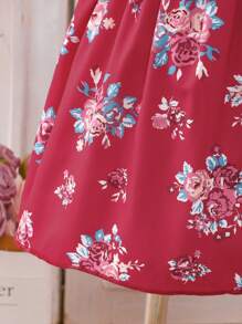 SHEIN 女婴新品可爱碎花 3/4 袖宽松腰连衣裙，酒红色，日常穿着母女套装（3 件单独出售） - 酒紅色 - 查看 6