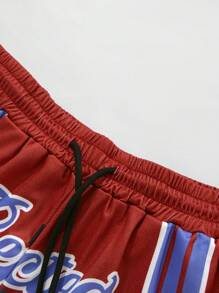 ROMWE MEN Prep Conjunto de camiseta de manga corta con cuello en V estampada digitalmente y shorts para hombres - Multicolor - Ver 5