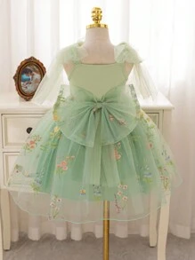 SHEIN Glamorique Kids Váy dự tiệc cưới cho bé gái trẻ Váy dự tiệc sinh nhật Váy dự tiệc cưới cho bé gái Dây đeo lưới màu xanh lá cây Nơ phía trước Váy bồng lưới thêu Người dẫn chương trình biểu diễn sân khấu Tham dự tiệc hoặc sân khấu đặc biệt Chụp ảnh nghệ thuật để trông tự nhiên và đẹp hơn Mặc thường xuyên trong bốn mùa - màu xanh lá - Xem 2