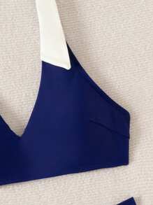 SHEIN Swim 2 件套 Springbreak 女士沙滩装夏季套装，V 领无袖短款上衣和高腰下装节日波西米亚风比基尼套装 - 藏蓝色 - 查看 7