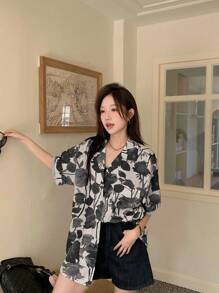 DAZY 女士全花卉印花单排扣宽松短袖衬衫