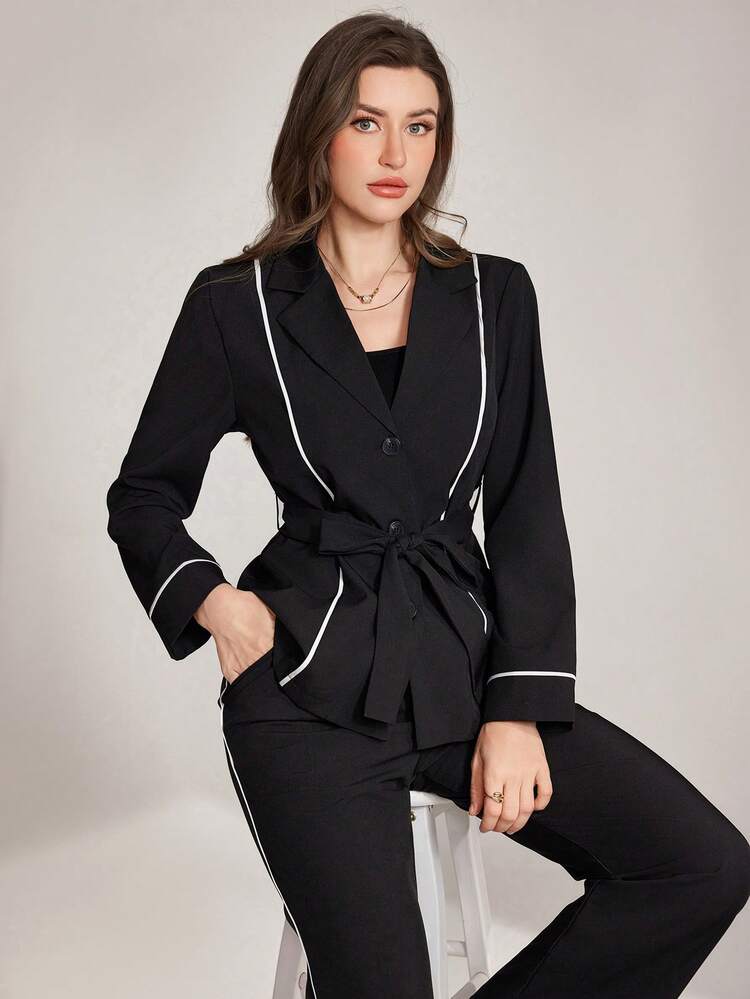 Modelyn Traje de blazer y pantalón con contraste de color a rayas y cintura con lazo - Blanco y Negro - Añade 5