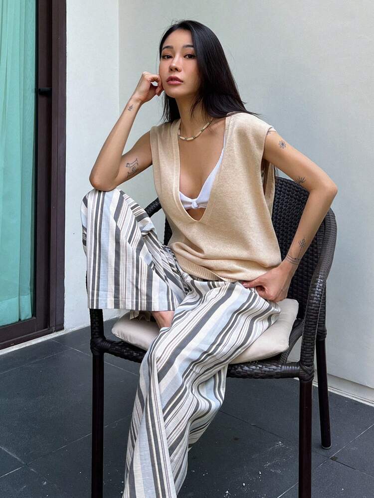 Solid Color Loose Sleeveless Deep V Neck Casual Summer Knit Tank Top For Women