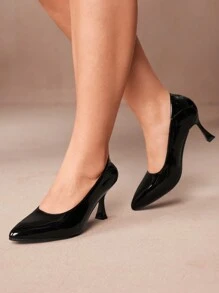 CUCCOO CURVES Women Pointed Toe Simple Fashion New Casual Flats - Black - View 2