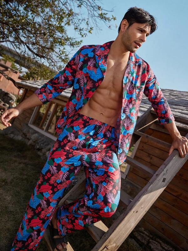 Manfinity ChillVibe Set de pijama para hombre con camisa abotonada de manga larga con estampado total y pantalones