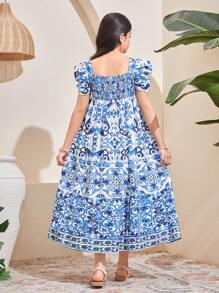 SHEIN Tween Girls Blue & White Porcelain Floral Print Gigot Sleeve Loose Fit A-Line Dress, Adorable Vacation Dress, Suitable For Spring Outing & Holiday