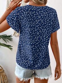 EMERY ROSE 心形印花 V 领荷叶边袖衬衫 适合新年服装 - 彩色 - 查看 2