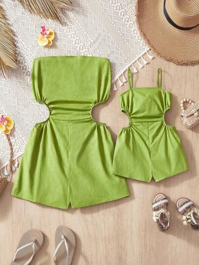 SHEIN Jumpsuit Bayi Perempuan Motif Longgar Hijau dengan Tali Bahu, Pakaian Keluarga Seragam yang Kasual dan Menggemaskan untuk Liburan Bersama Ibu dan Anak