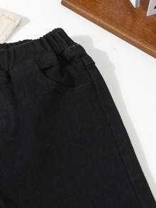 幼儿中性街头休闲松紧腰工装宽松牛仔裤，配有扁平口袋 - 黑色 - 查看 4