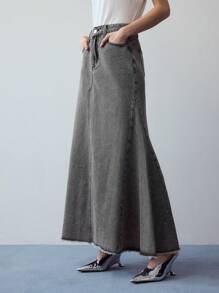 MOTF STUDIO STRASS DETAIL DENIM ROK MET VOOROVERGESNEDEN SNIJDEN