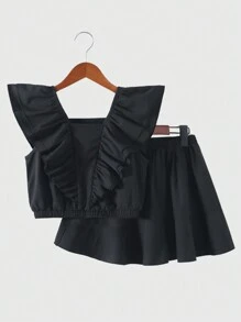 SHEIN Conjunto de blusa de unicolor ajustada de manga corta con cuello cuadrado y falda de cintura alta con bajo asimétrico para niñas, minimalista y elegante - Negro - Ver 2