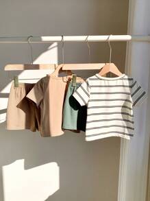 SHEIN 4pcs Baby Boys/Girls Casual Striped Short Sleeve T-Shirt And Elastic Waist Cargo Shorts Set, Suitable For Spring/Summer Wear, Casual Or Outings