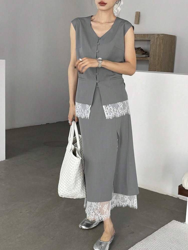 Women's V-Neck Lace Patchwork Cardigan Shirt And Skirt 2 Pieces Set