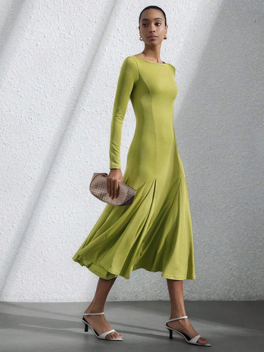 Aveloria Modichic Elegant French Style Waist Cinched Long Sleeve Crew Neck A-Line Dress, Slimming And Suitable For Resort Wear