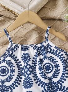 Conjunto de 2 piezas con top de tirantes y shorts con estampado integral y flecos para niña casual