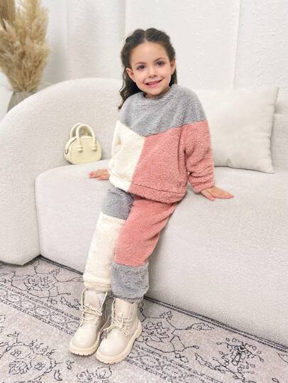 SHEIN Chica Joven Pullover de color combinado mullido con pantalones
