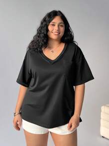 SHEIN EZwear Damen T-Shirt in Große Größen, schwarz, Kurzarm, V-Ausschnitt mit Tasche, Frühling/Sommer