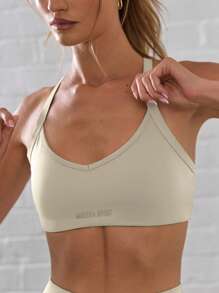 Musera Sport 吊带交叉露背运动文胸，适合板式网球、网球、匹克球、健身房、瑜伽、普拉提等日常休闲穿着。 - 米色 - 查看 5