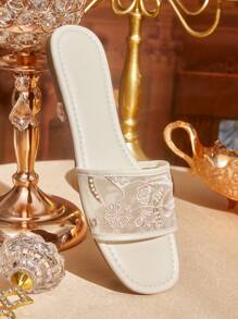 CUCCOO TILAWA Dép lê và sandal đế bằng thêu giả ngọc trai bằng lưới, thoáng khí, thoải mái, thanh lịch, đa năng dành cho nữ, thích hợp cho dịp Giáng sinh. - Màu be - Xem 3