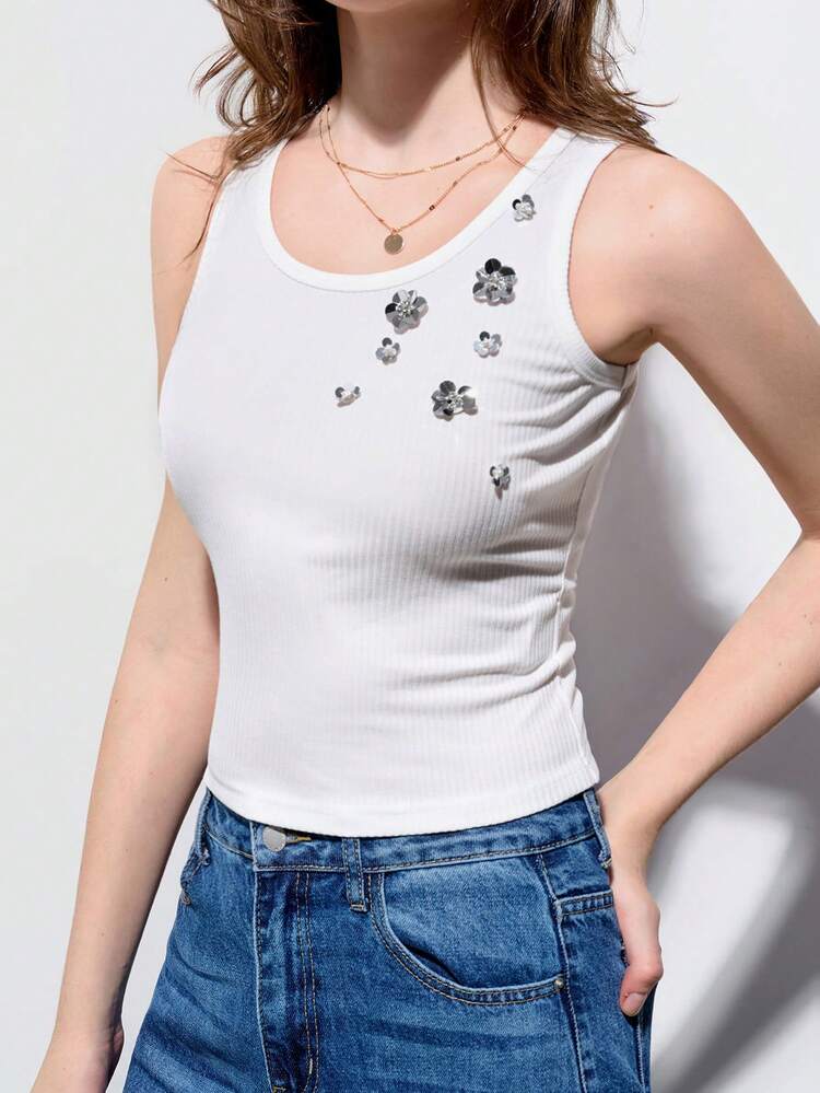 SHEIN Maija Spring And Summer New Style White Metal Three-Dimensional Flower Tank Top For Women, Urban, Modern, Elegant, Sleeveless, Daily Casual Commuting, Suitable For Going Out, Vacation, Festival Party, Wedding Date Wear