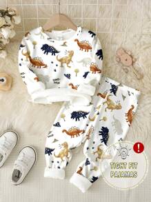 SHEIN 男婴休闲可爱卡通恐龙印花修身长袖圆领睡衣裤套装，适合秋冬季穿着