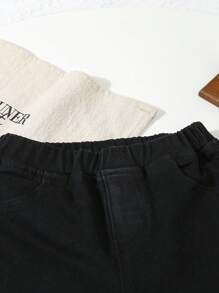 幼儿中性街头休闲松紧腰工装宽松牛仔裤，配有扁平口袋 - 黑色 - 查看 6