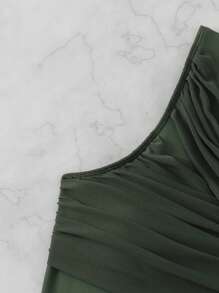 Swim Basics Traje de baño de una pieza, ajustado, de unicolor, sin mangas y asimétrico para mujer
