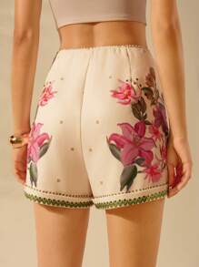 CAJUNI 女士彩色波西米亚风花卉和植物印花迷你短裤，夏季休闲海滩度假短裤 - 彩色 - 查看 2