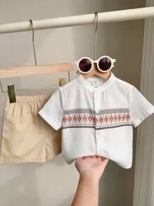 SHEIN Leap Crew 2pcs Toddler Baby Boy/Girl Casual Folk Pattern Print Linen Comfortable Short Sleeve Stand Collar Shirt & Shorts Set Suit For Outing, Holiday, School, Home, Spring/Summer - Khaki - View 3