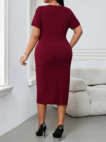 SHEIN Lady 秋冬圣诞派对礼服优雅复古工作婚礼酒会深红色针织圆领铅笔荷叶边新品紧身连衣裙大码连衣裙伴娘服大码连衣裙情人节度假服装女士新年派对 - 酒紅色 - 查看 2