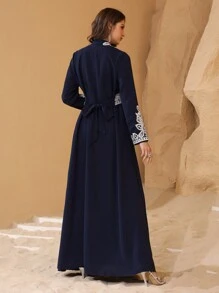 Al Najma 2 件套高端花卉蕾丝拼接奢华女士连衣裙套装，朴素