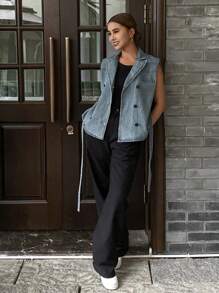 Livesso 女式无袖牛仔夹克，配腰带，腰部收紧 - 中等水洗藍 - 查看 2