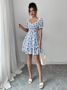 Rafferiza 休闲可爱碎花松紧腰圆领荷叶边下摆短袖女式连衣裙