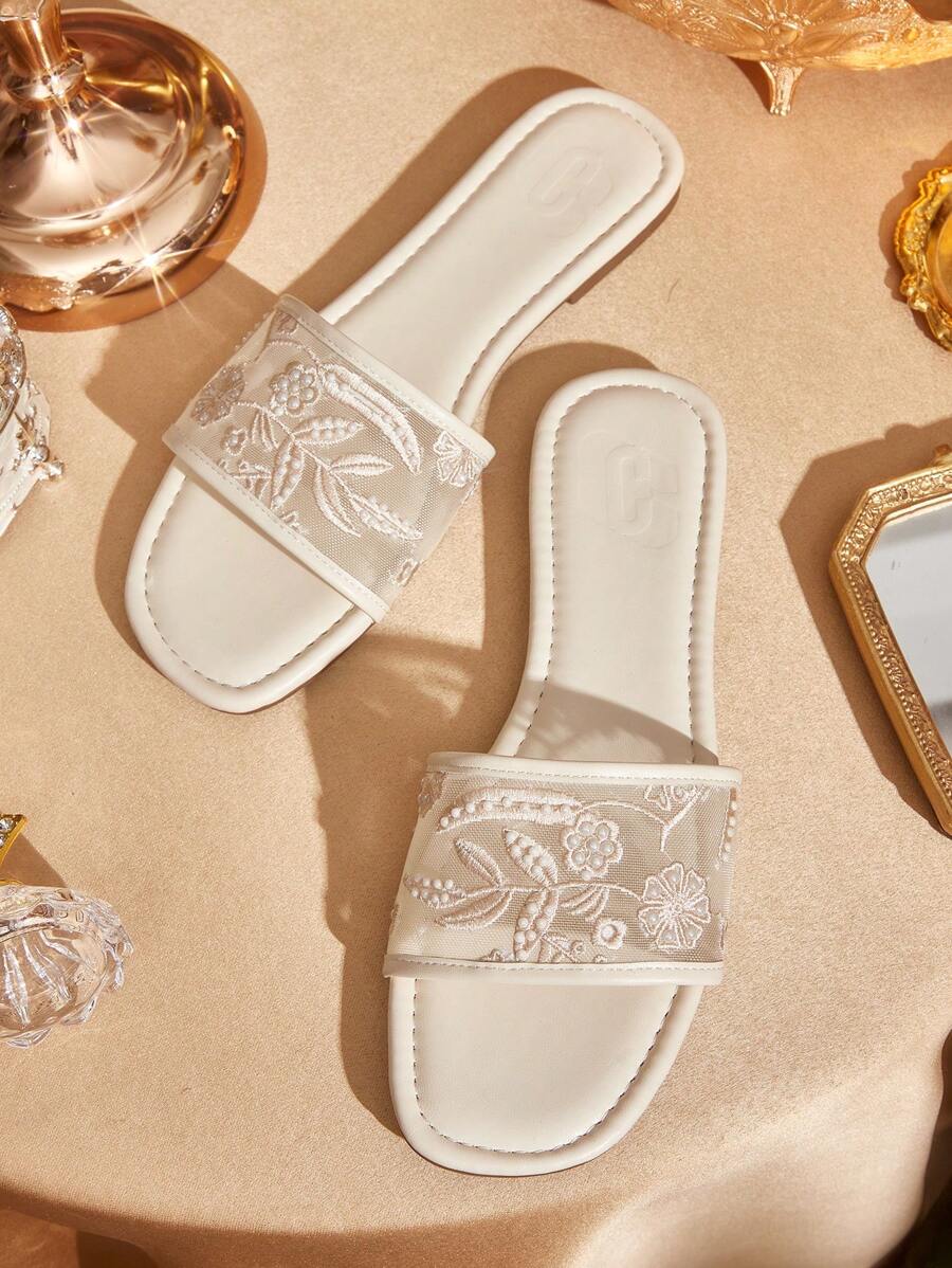 CUCCOO TILAWA Dép lê và sandal đế bằng thêu giả ngọc trai bằng lưới, thoáng khí, thoải mái, thanh lịch, đa năng dành cho nữ, thích hợp cho dịp Giáng sinh. - Màu be - Xem 1