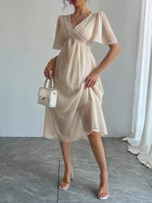 DAZY 女士深 V 领拼接腰部纯色雪纺连衣裙，适合约会和晚间穿着舞会礼服